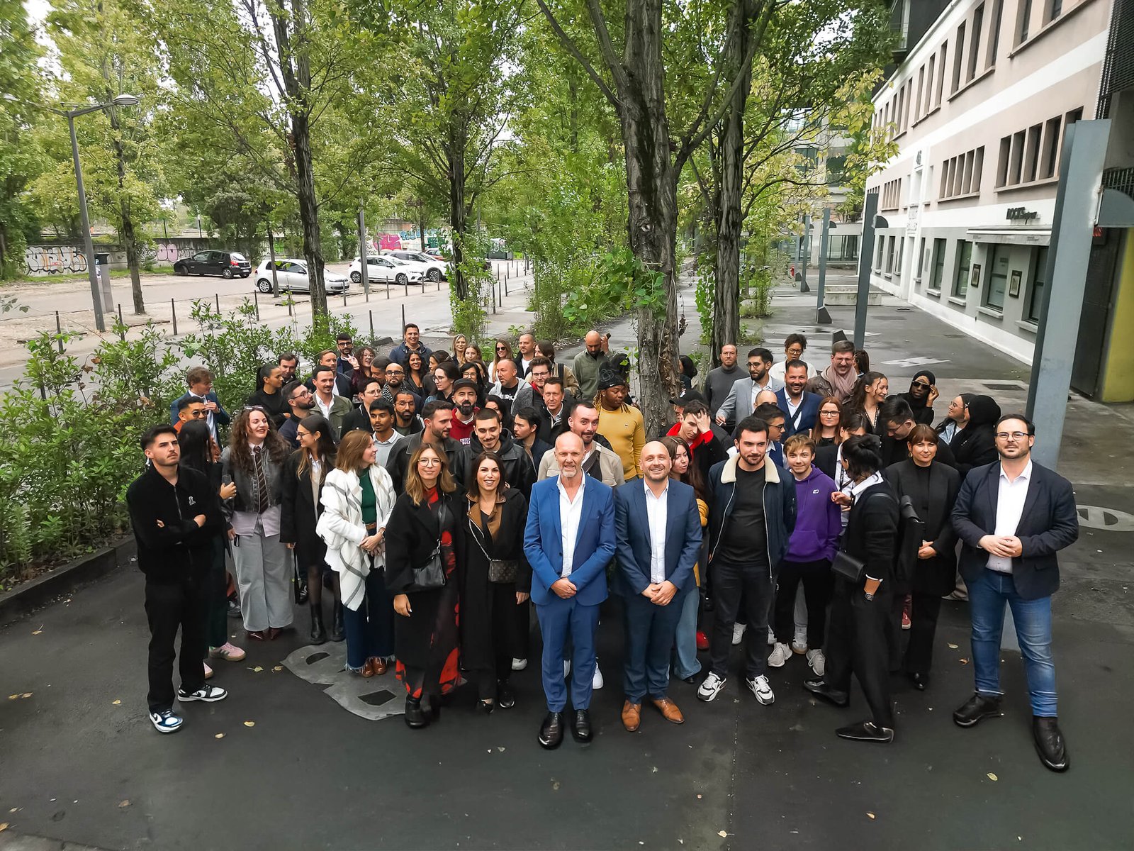 ALCBFOTO, spécialiste du reportage corporate à Lyon et Annecy, immortalise votre quotidien d’entreprise et tous vos événements professionnels