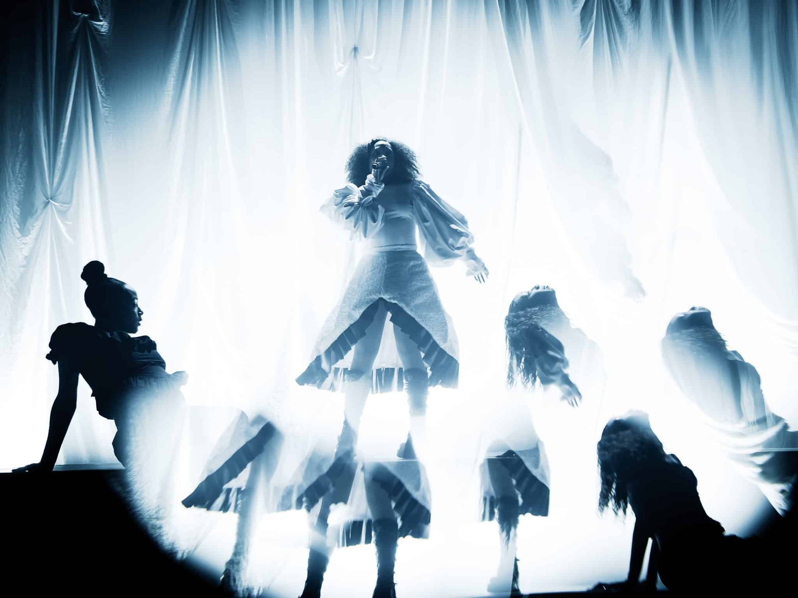 concert yoa par alcbfoto bleu blanc photographe alcbfoto